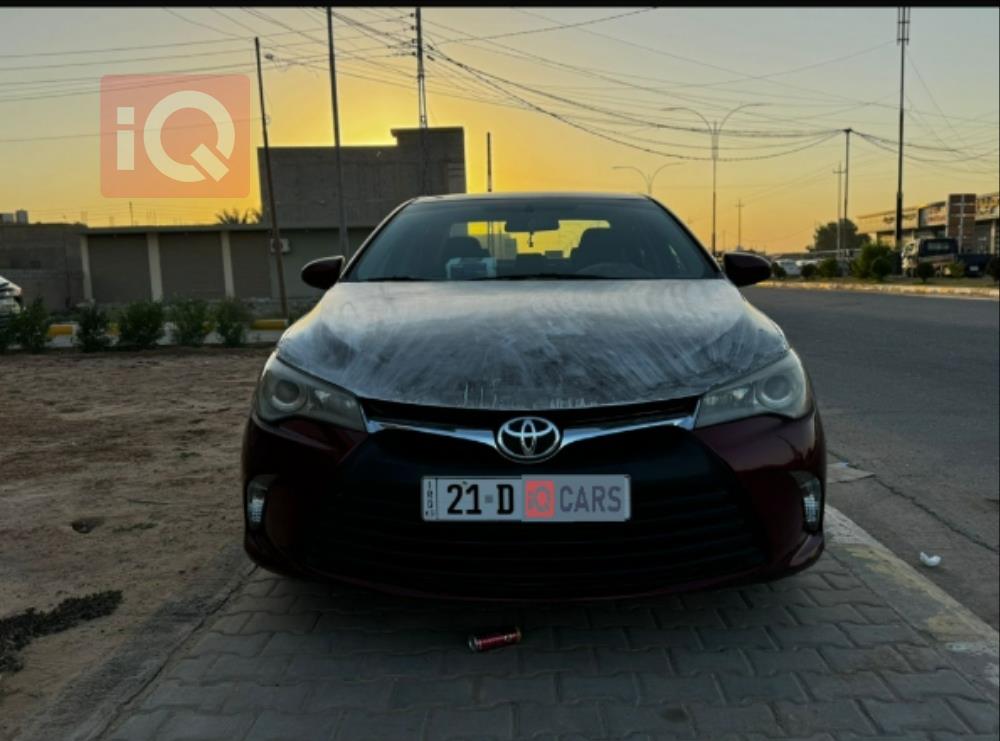 تۆیۆتا کامری